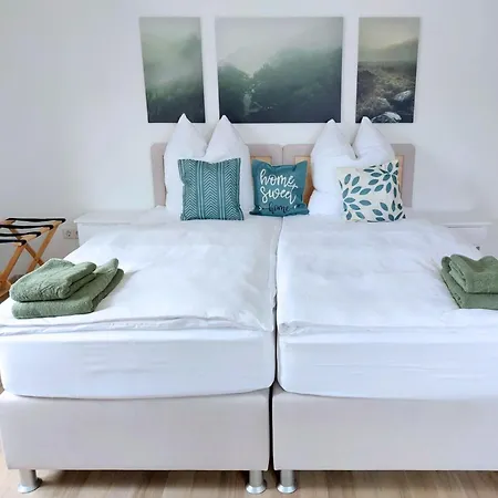 Nu 1 Living 3-zimmer Mit Balkon דירה *